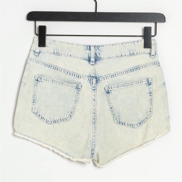 Topshop High Rise Hallie Denim Short - Picture 5 of 12